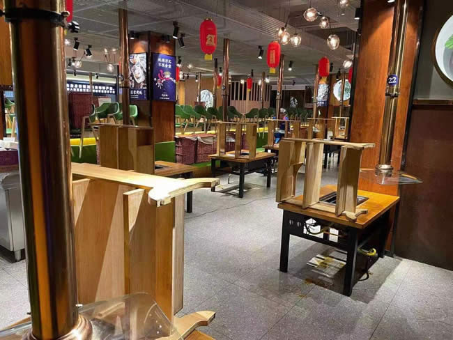 四川成都市蠔英雄自助烤蠔店春熙路直營(yíng)總店地面防滑處理